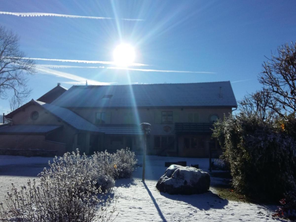 Le Chant Du Coq Bief-des-Maisons Exteriör bild